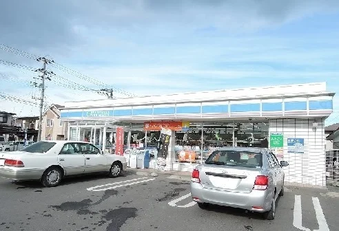 ローソン白銀店まで650m