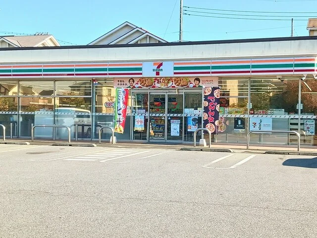 セブンイレブン柏手賀の杜店まで513m