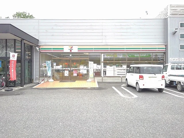 セブンイレブン甲府桜井町店まで350m