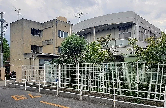 八尾市立長池小学校様まで300m
