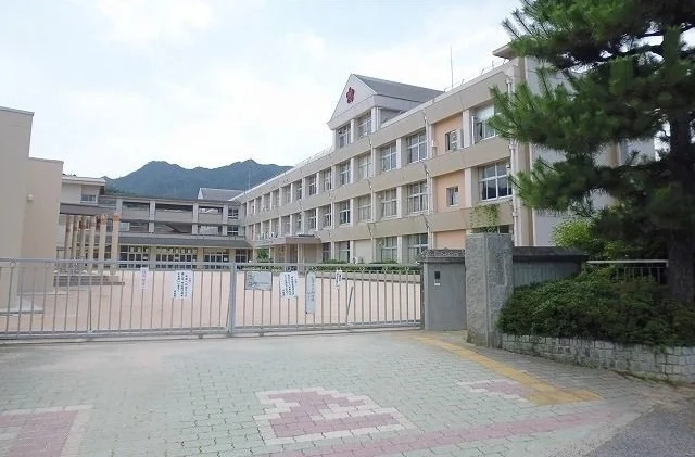 大野東小学校まで350m