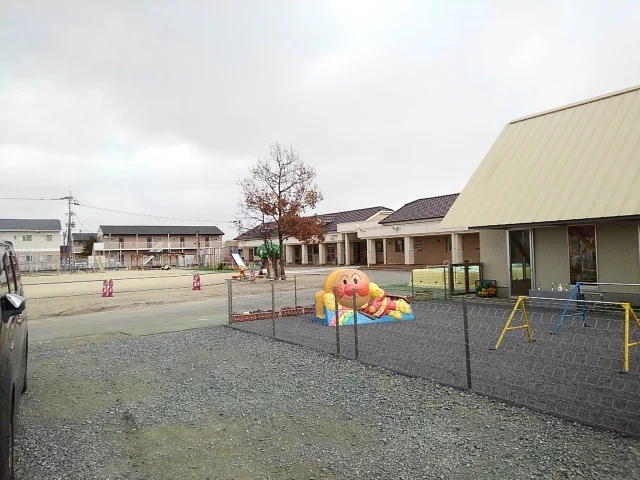 ひろかわ幼稚園まで180m