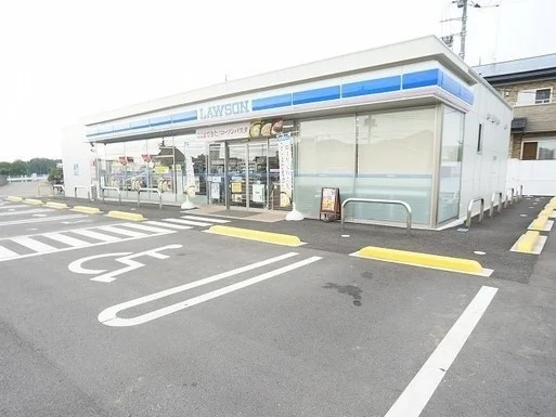 ローソン 真岡亀山二丁目店まで1300m