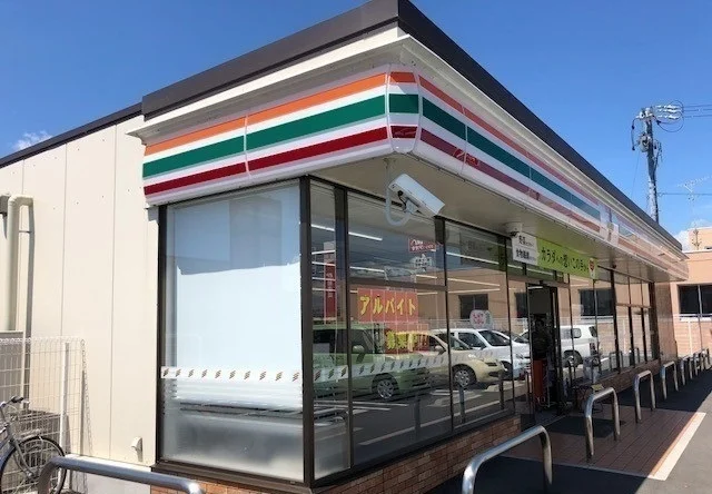 セブンイレブン神戸町役場前店まで120m