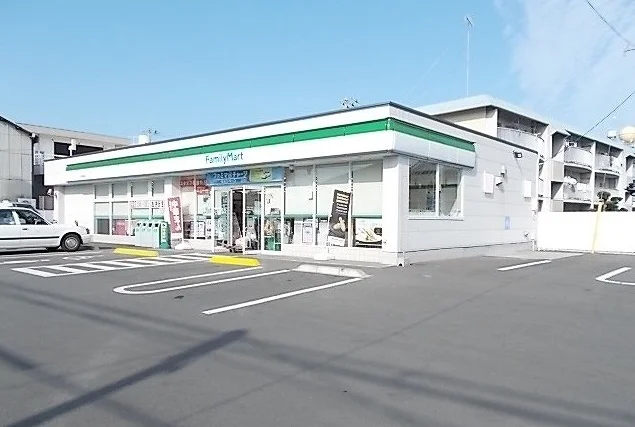 ファミリーマート今治東鳥生店様まで400m
