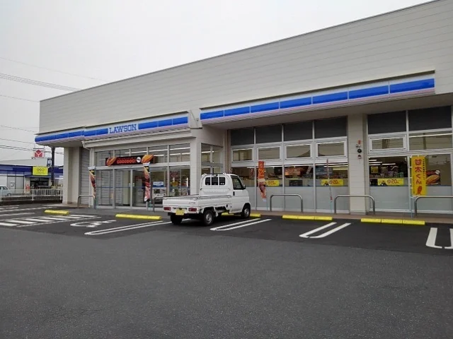 ローソン日田玉川町店まで680m