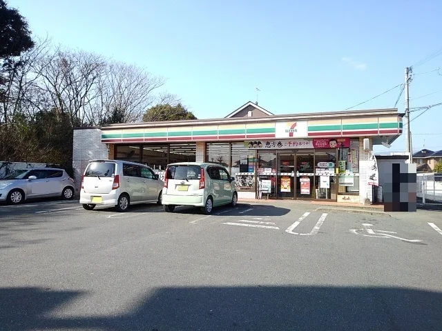 セブンイレブン小郡七夕通り店まで590m