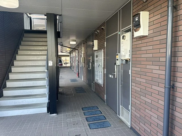 1階共用廊下です。