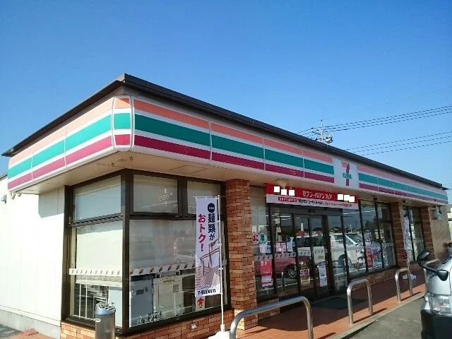 セブンイレブン玉村樋越店まで1800m