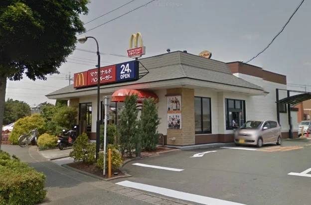 マクドナルド 浜松西インター店まで800m