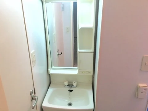 独立洗面台