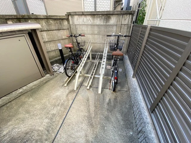 駐輪場　自転車＆原付のみ駐輪可