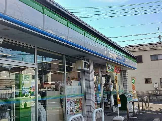 ファミリーマート春日部不動院野まで1300m