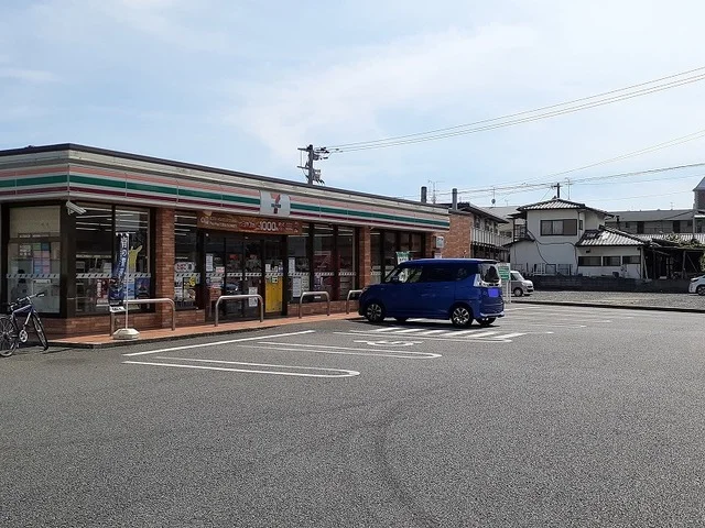 セブンイレブン新外３丁目店まで400m