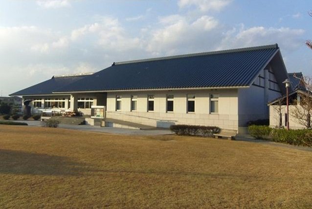 那賀川図書館さんまで300m