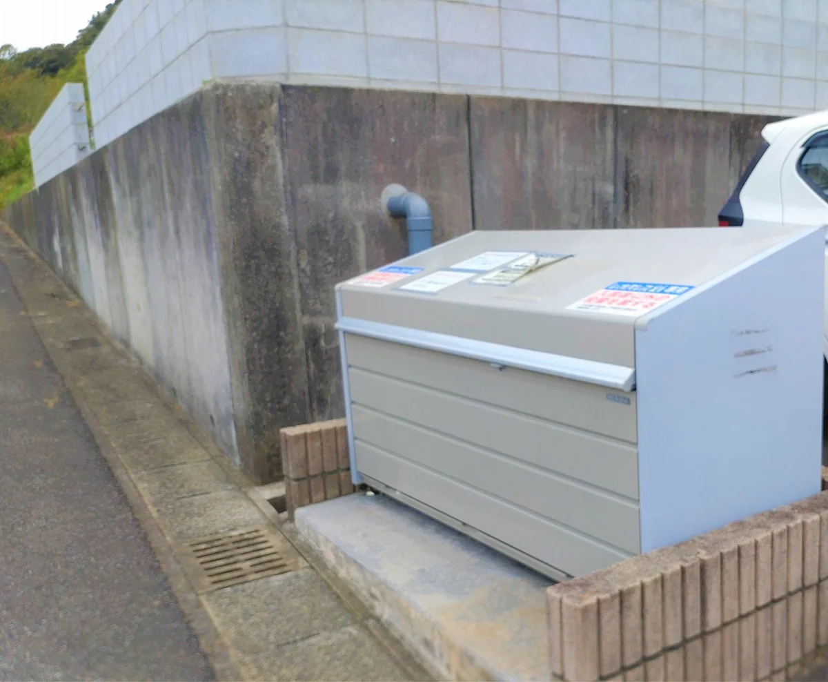 ゴミ捨て場