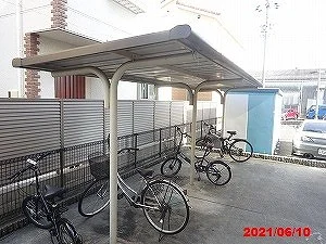 屋根付き駐輪場
