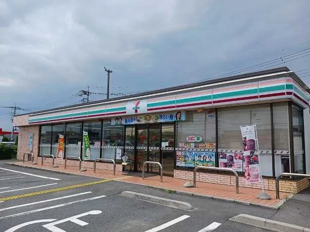セブンイレブン妻沼東店まで1100m