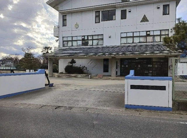 太田市立南中学校まで860m