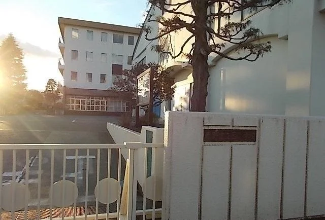 西小学校まで1000m