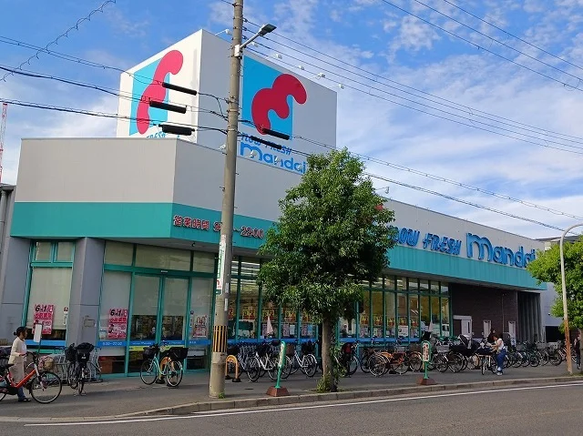 万代　巽西店まで670m