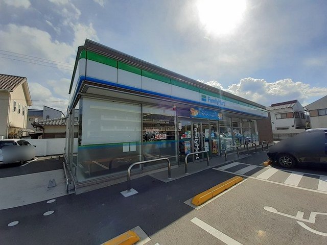 ファミリーマート志度店さんまで260m