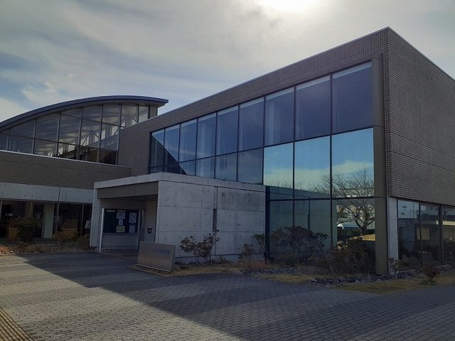 宇佐市民図書館まで500m