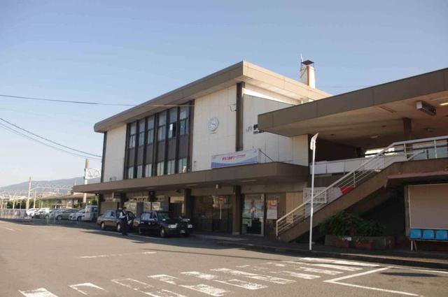 JR伊予三島駅まで1700m