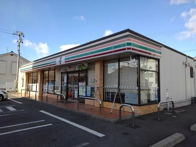 セブンイレブン尾道新浜２丁目店まで3500m