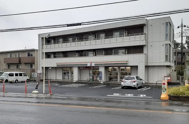 セブン　さいたま南中野店まで450m