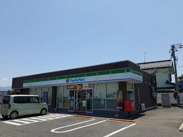 ファミリーマート　松本梓川店まで400m