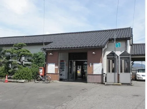 ハピラインふくい線春江駅まで1400m