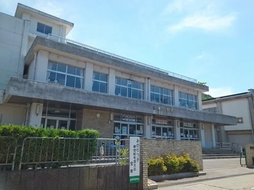 豊小学校まで150m
