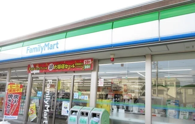 ファミリーマート松阪鎌田町店まで650m
