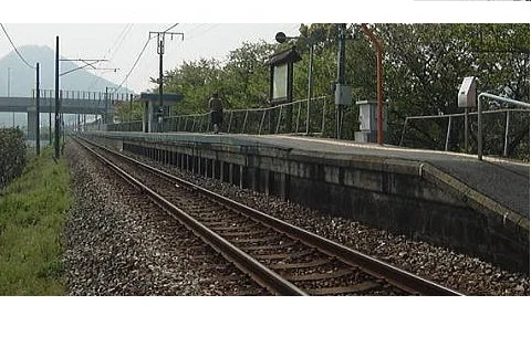 常山駅まで400m