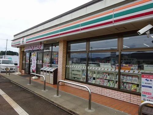 セブンイレブン福井三十八社店まで1600m