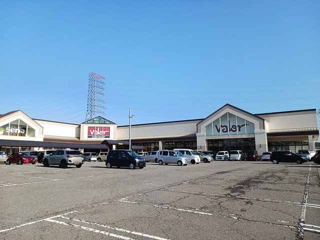 バロー金沢ゆいの里店まで643m