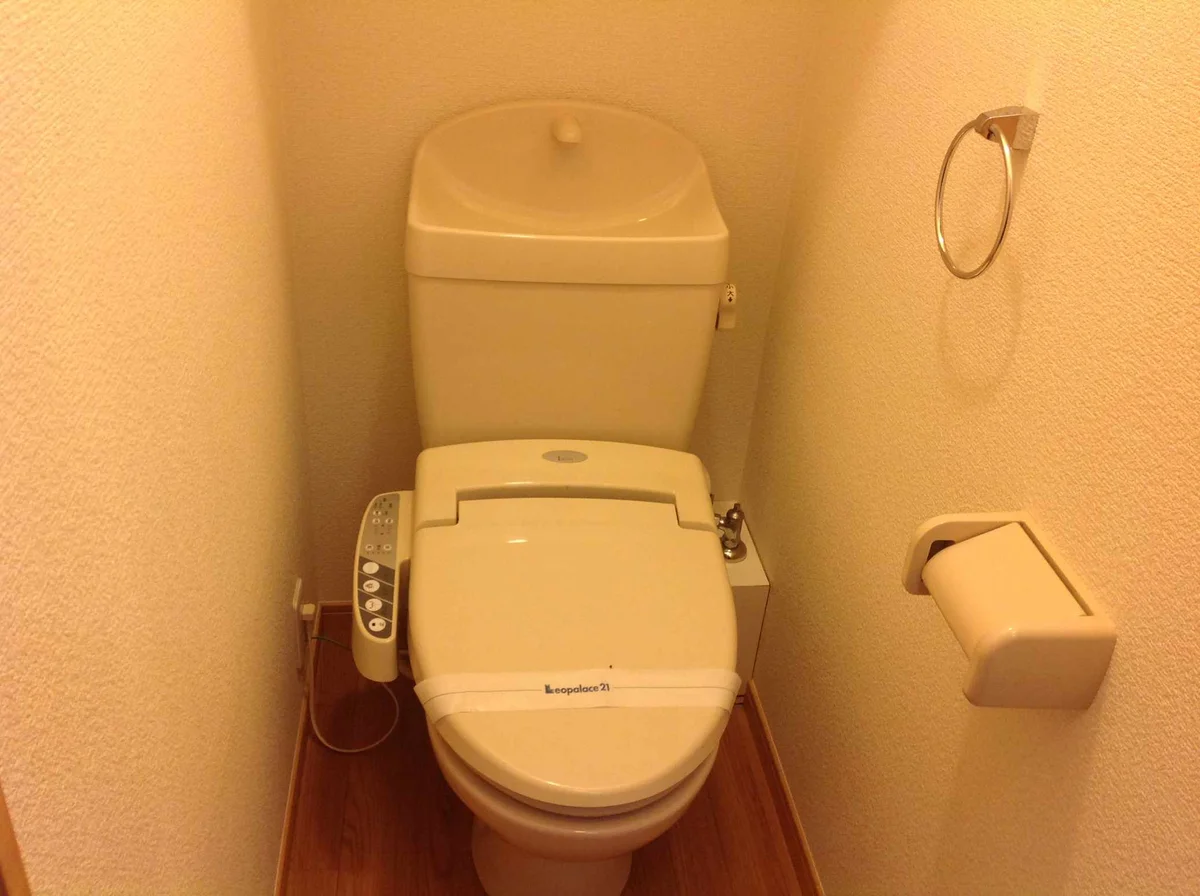 温水便座