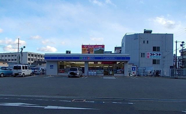 ローソン御坊駅前店様まで1000m