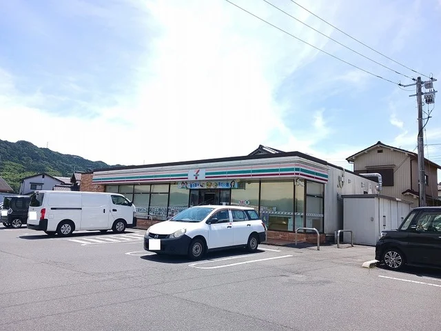 セブンイレブン柳井新庄店まで600m