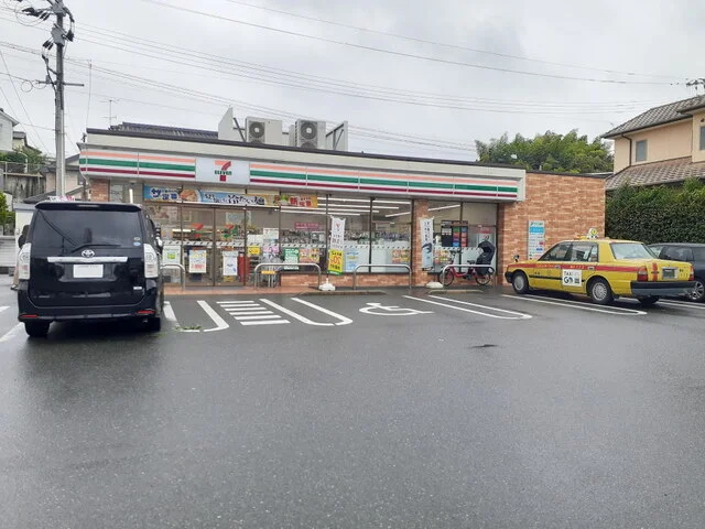セブンイレブン福岡片江3丁目店まで650m