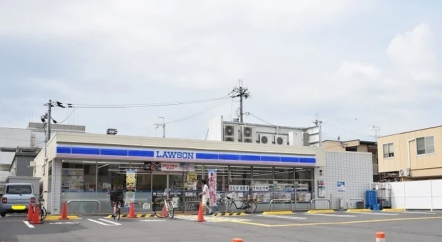 ローソン尼崎富松町一丁目店まで200m