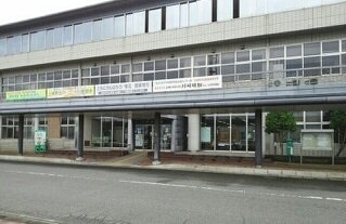 上峰町役場まで740m