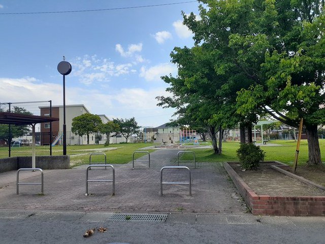 坊所児童公園まで750m