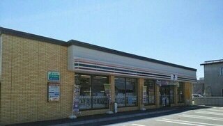 セブンイレブン旭川東警察署前店まで600m