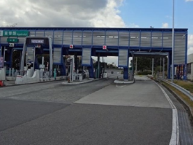 東背振インターまで1600m