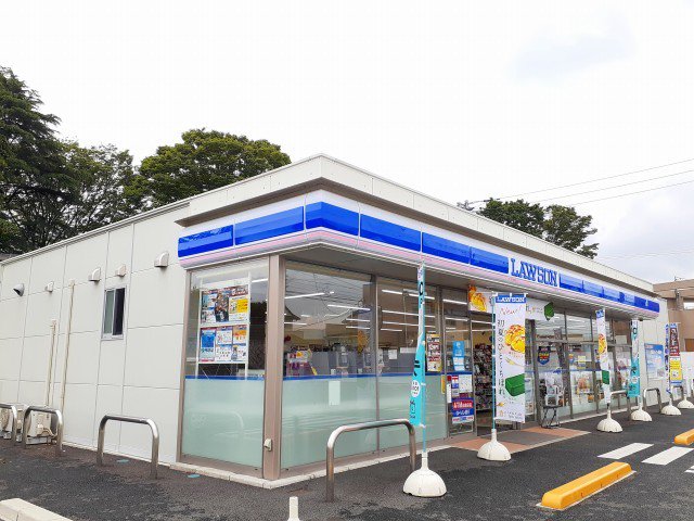 ローソン清水新地７丁目店まで750m