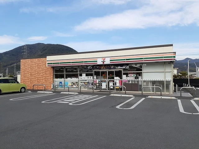 セブンイレブン春日井温泉郷店まで800m