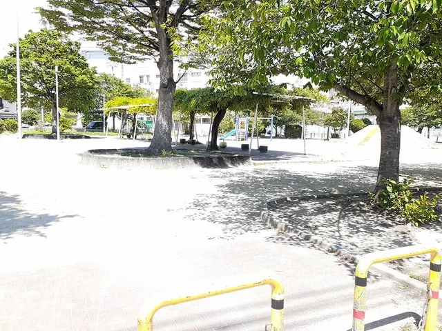 立葉町公園まで130m