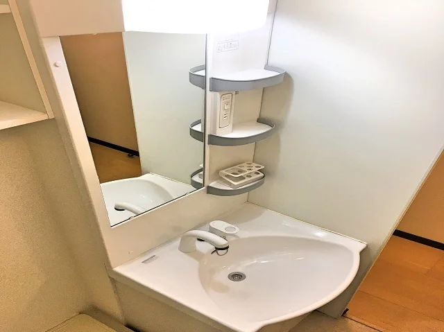 独立洗面台